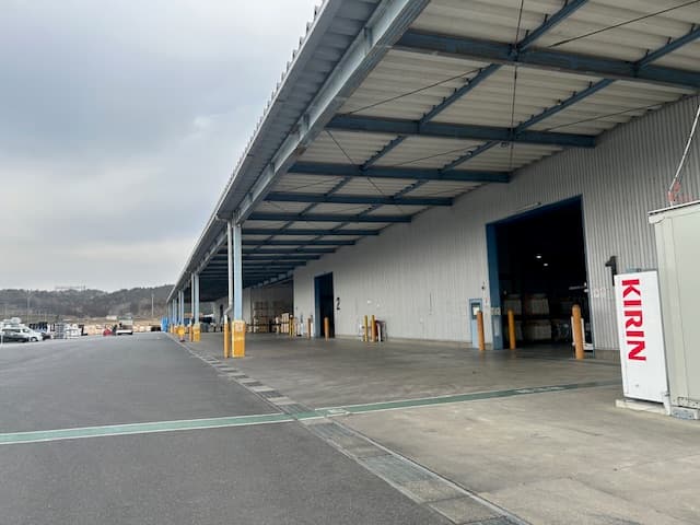 土山倉庫 外観 - 全景